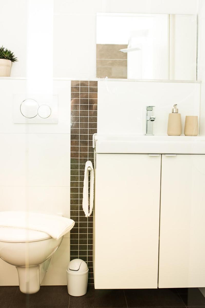 Keller Apartment Зулц-ам-Некар Екстериор снимка